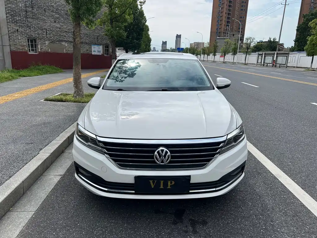 Volkswagen Lavida — миниатюра 2