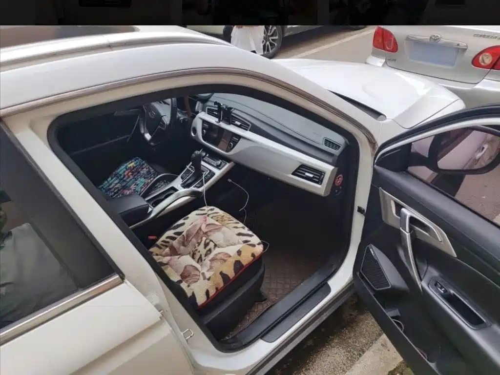 Geely Boyue — миниатюра 15