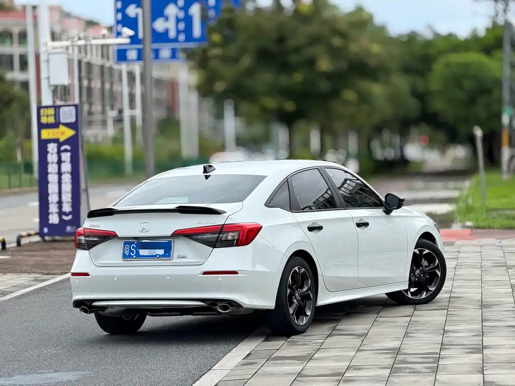 Honda Civic — миниатюра 2
