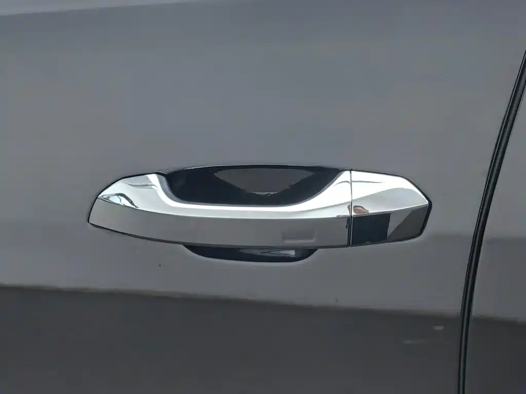 Audi A6L — миниатюра 14
