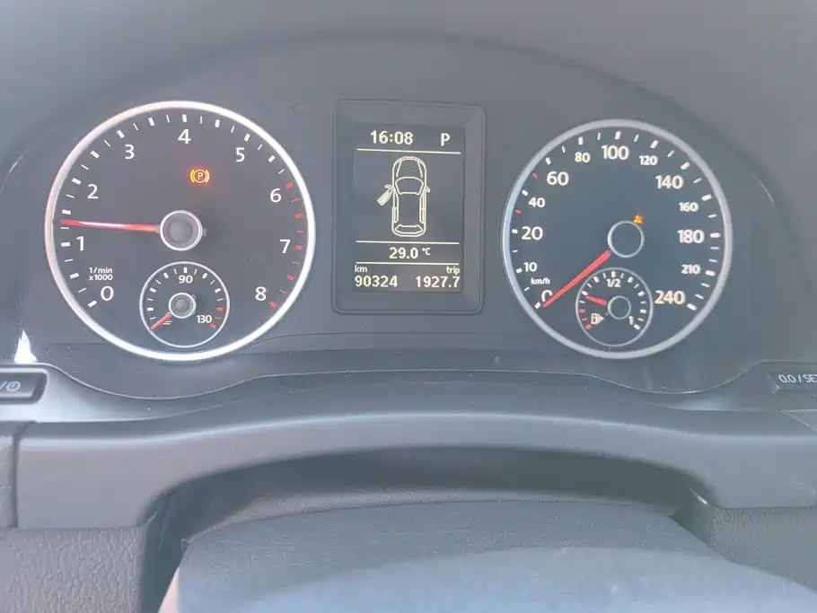 Volkswagen Tiguan — миниатюра 14