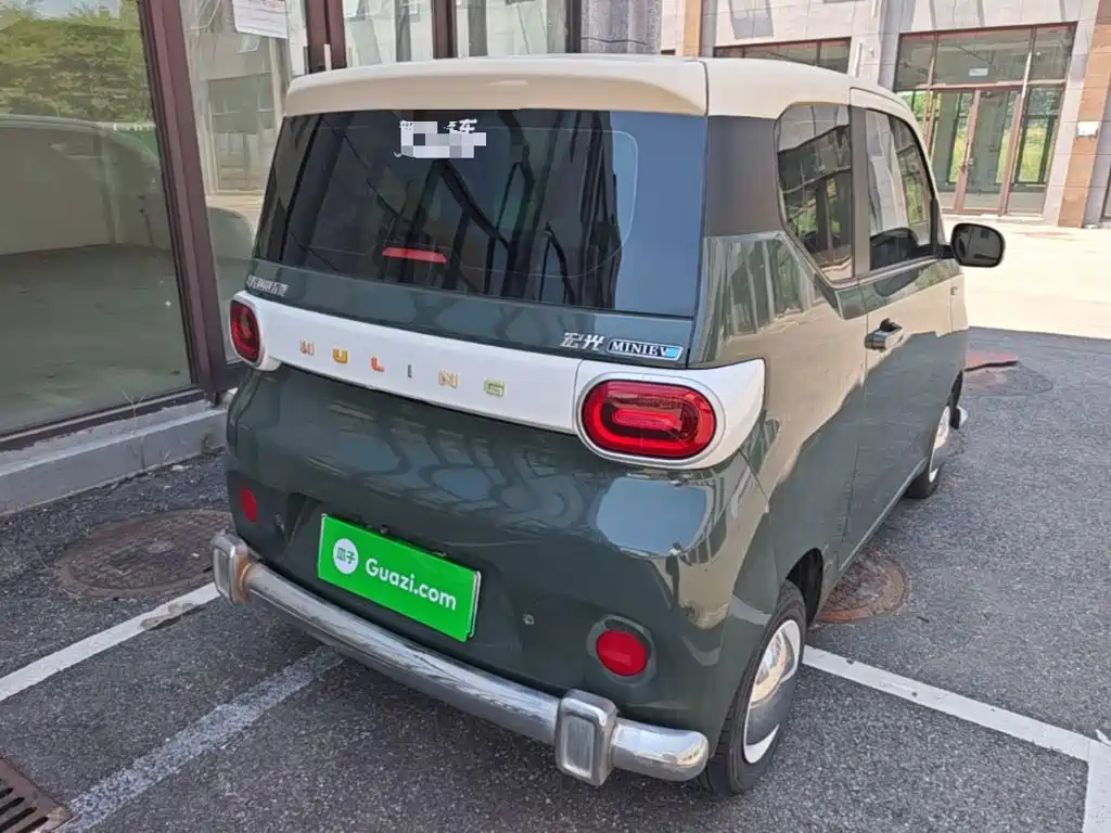 Wuling MINIEV — миниатюра 7