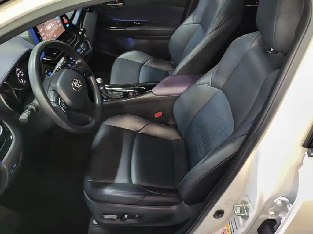 Toyota C-HR — миниатюра 15