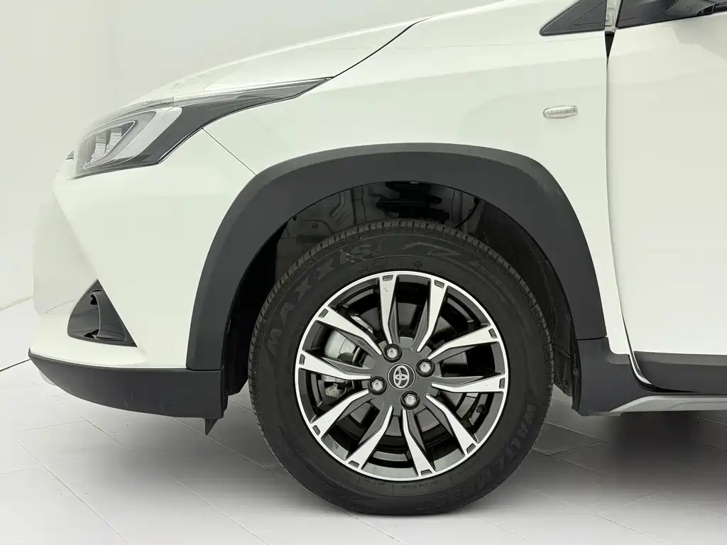 Toyota Yaris L — миниатюра 10
