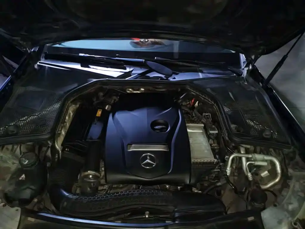 Mercedes-Benz C-Class — миниатюра 21