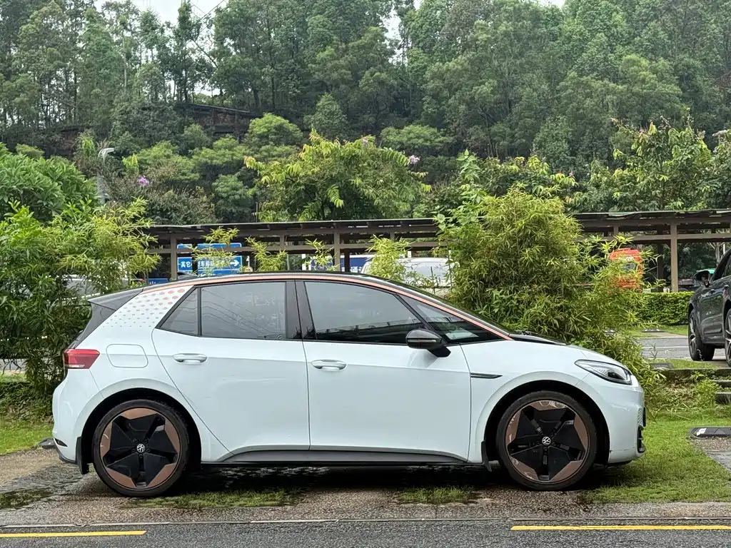 Volkswagen ID.3 — миниатюра 6