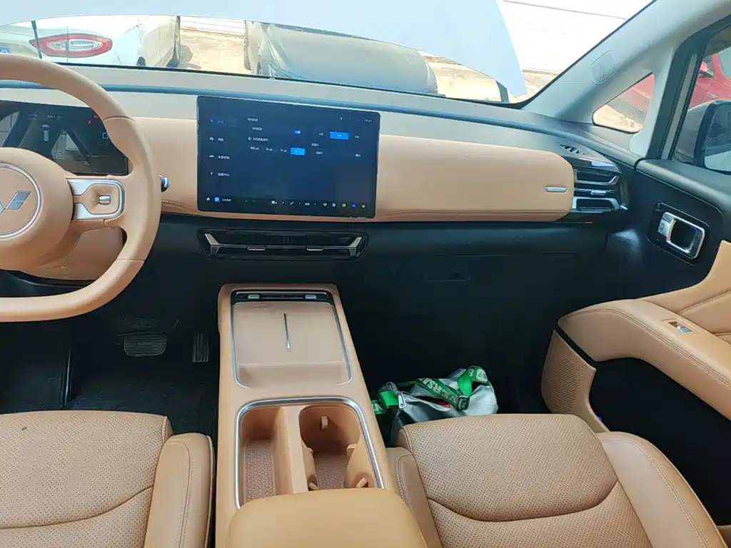 Wuling Xingguang 730 New Energy — миниатюра 13