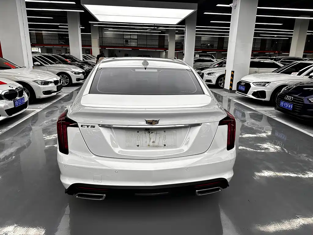 Cadillac CT5 — миниатюра 13