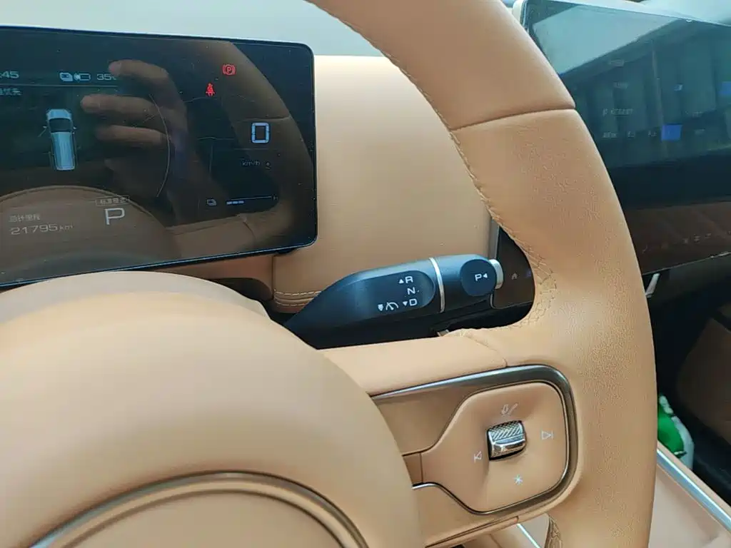 Wuling Xingguang 730 New Energy — миниатюра 14