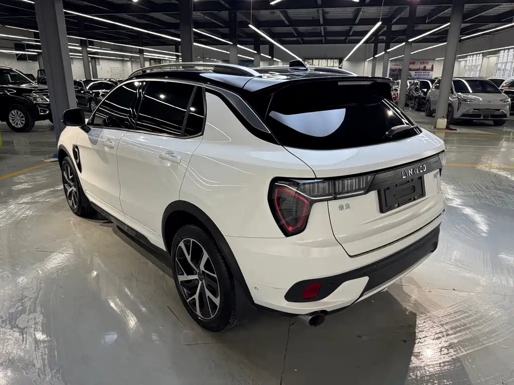 Lynk & Co 01 EM-P — миниатюра 19