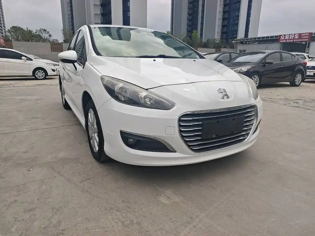 Peugeot 308 2016