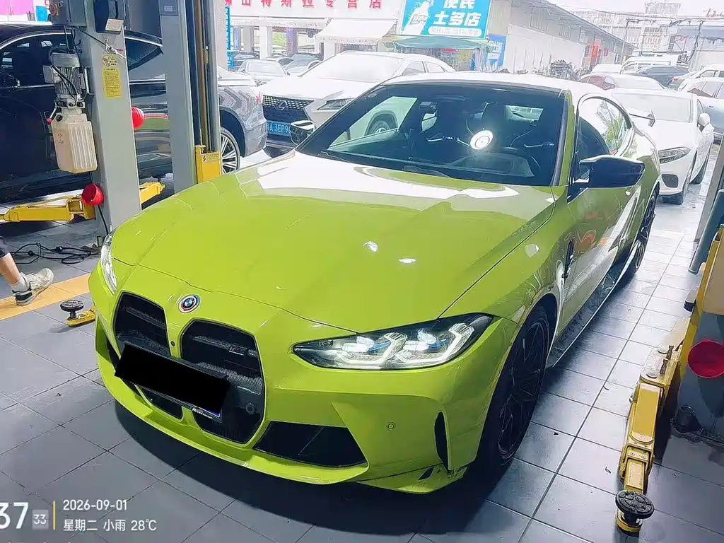 BMW M4