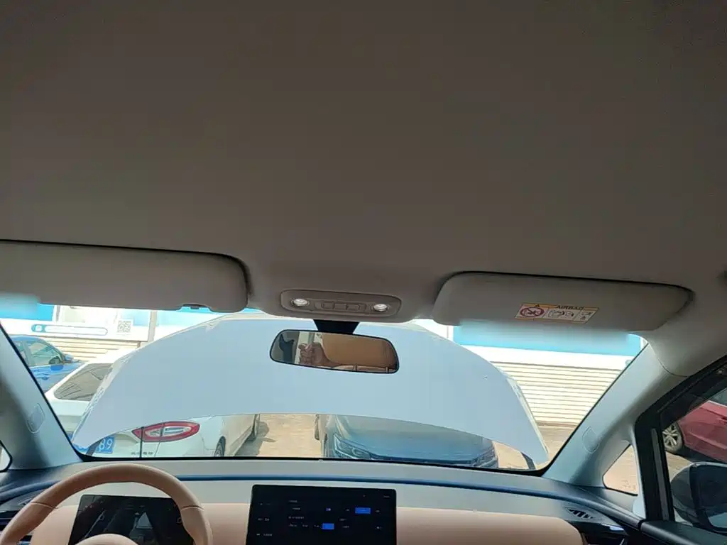 Wuling Xingguang 730 New Energy — миниатюра 18