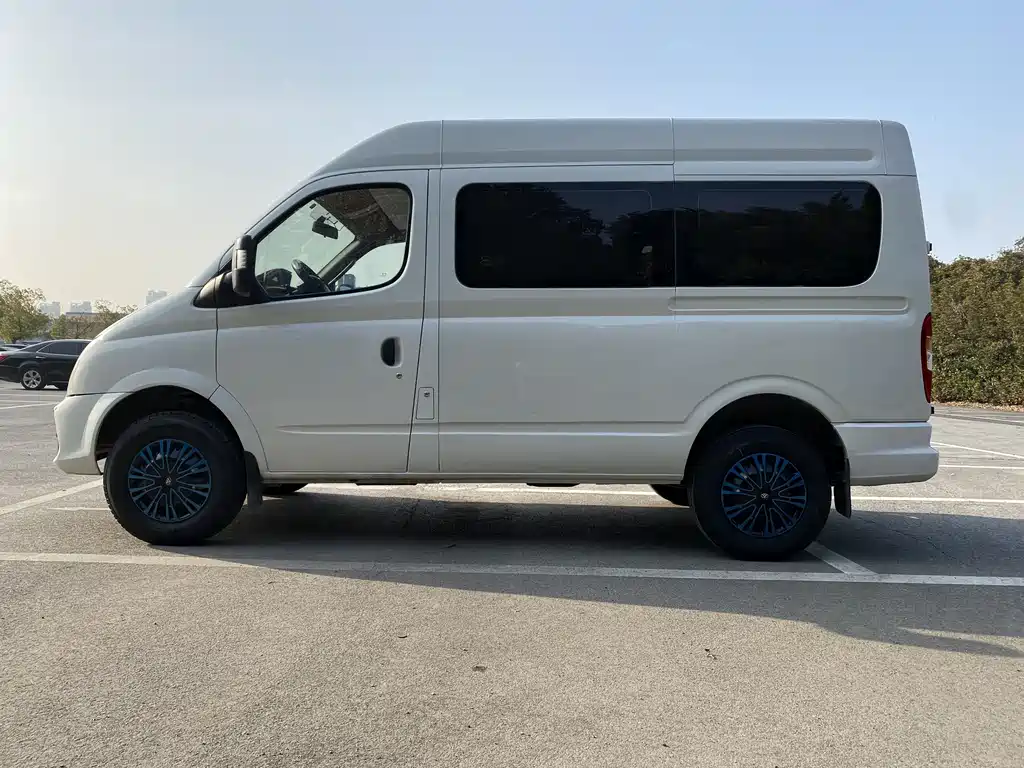 SAIC MAXUS XINTU V80