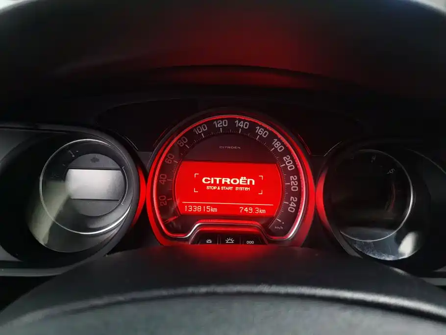 Citroen C5 — миниатюра 14