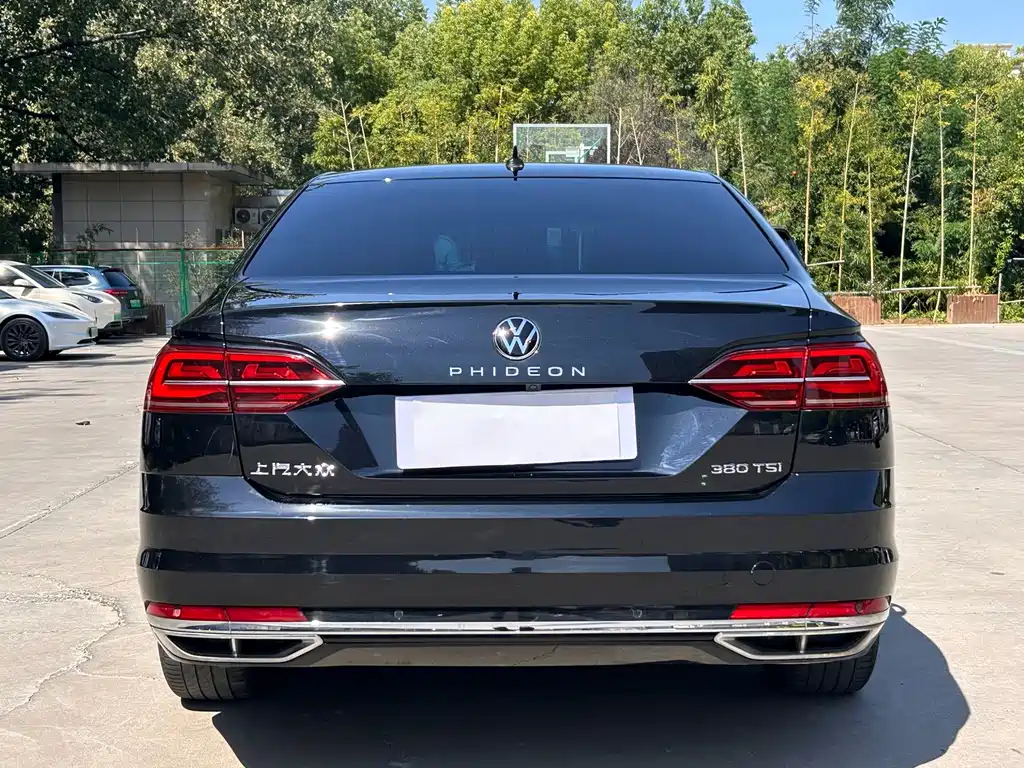 Volkswagen Phideon — миниатюра 4