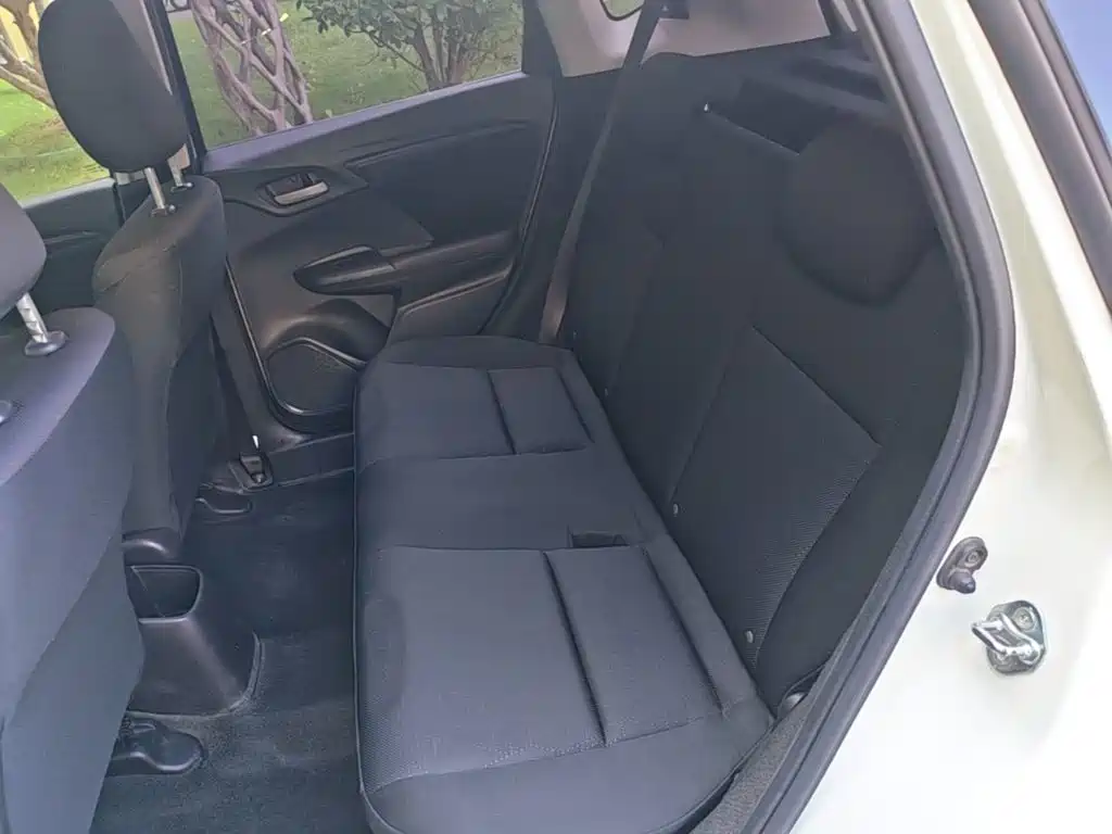 Honda Fit — миниатюра 17