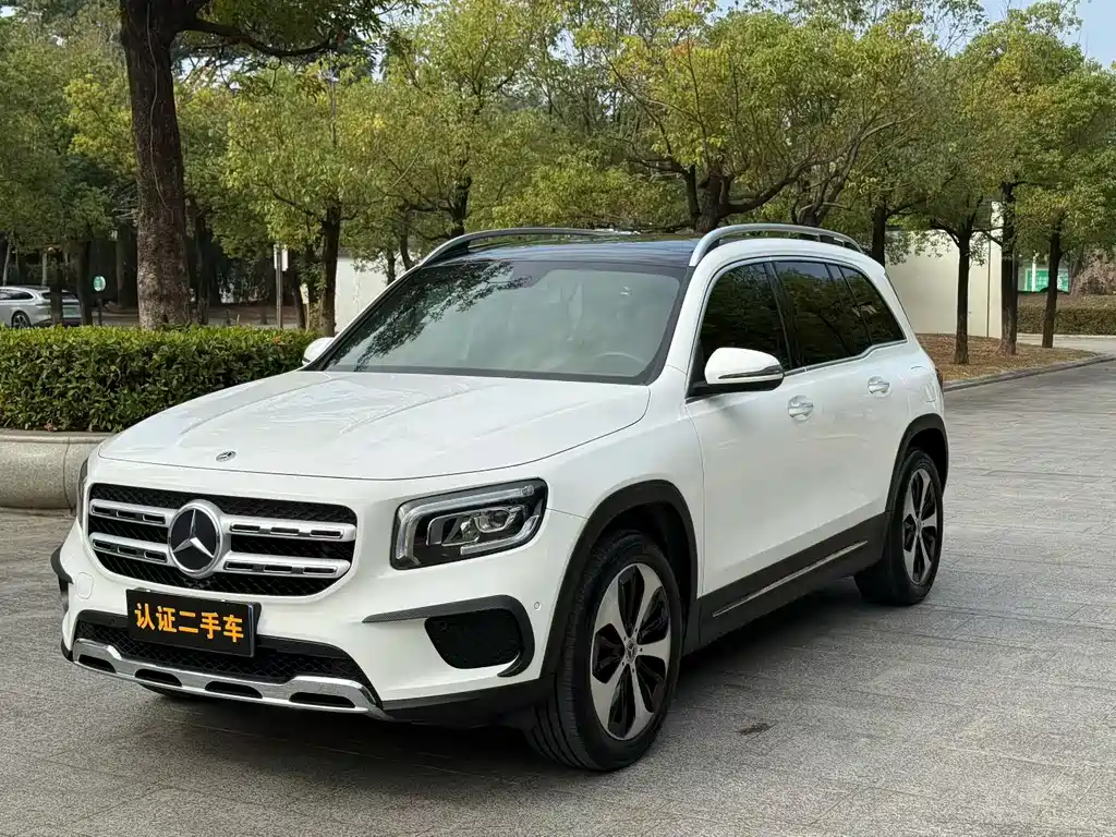 Mercedes-Benz GLB 2021