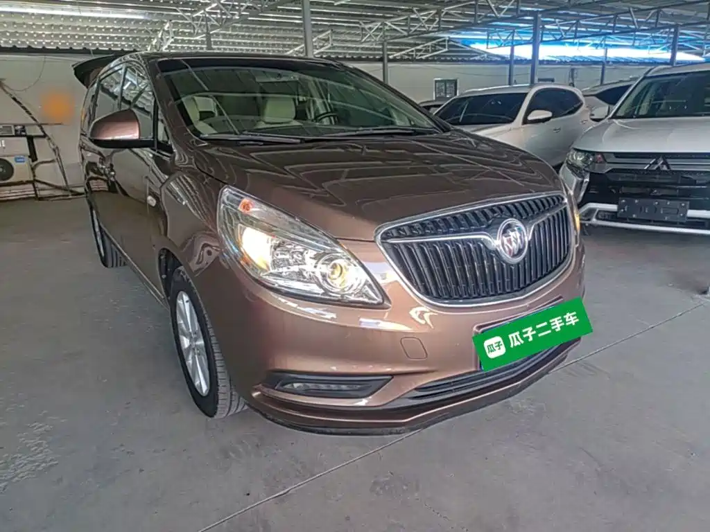 Buick GL8 — миниатюра 4