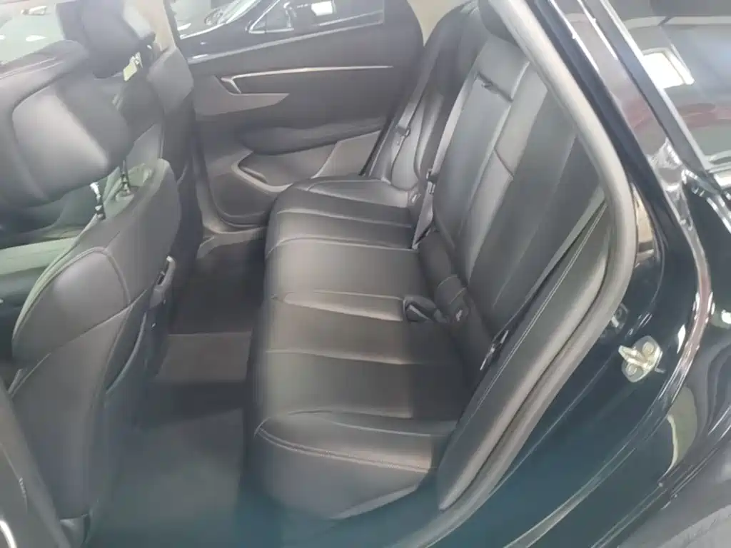 Buick LaCrosse — миниатюра 17