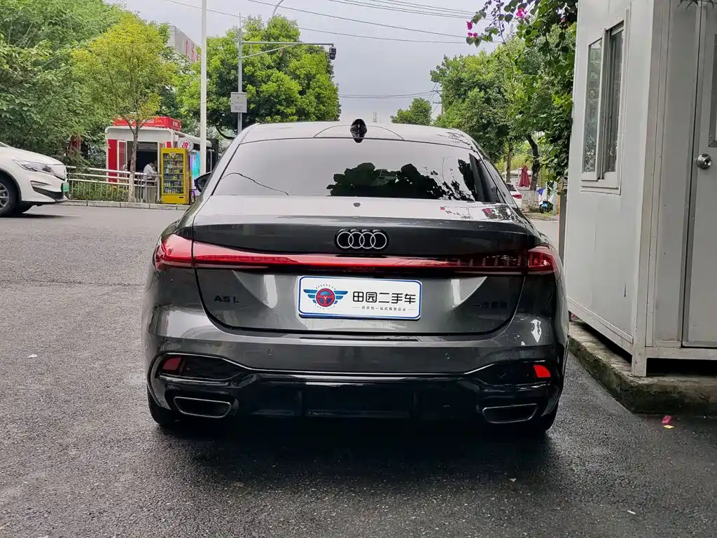 Audi Audi A5L — миниатюра 5