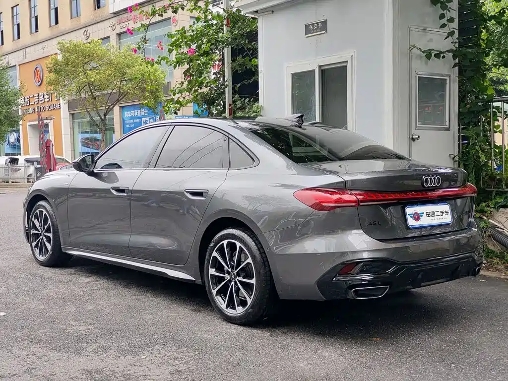 Audi Audi A5L — миниатюра 4