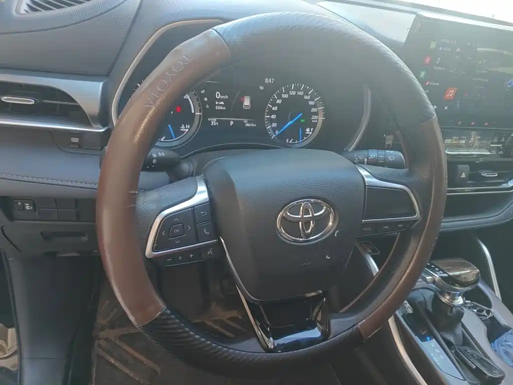 Toyota Highlander — миниатюра 6