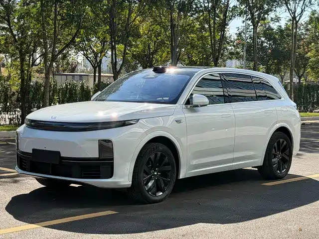 Li Auto L7