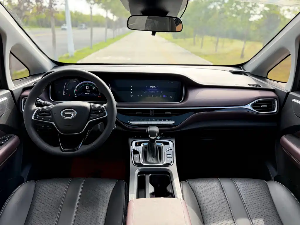GAC Motor Trumpchi M6 — миниатюра 8