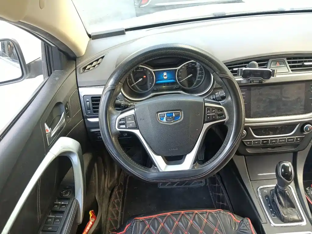 Geely Emgrand — миниатюра 6