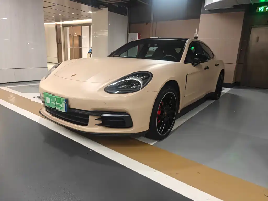 Porsche Panamera 2018