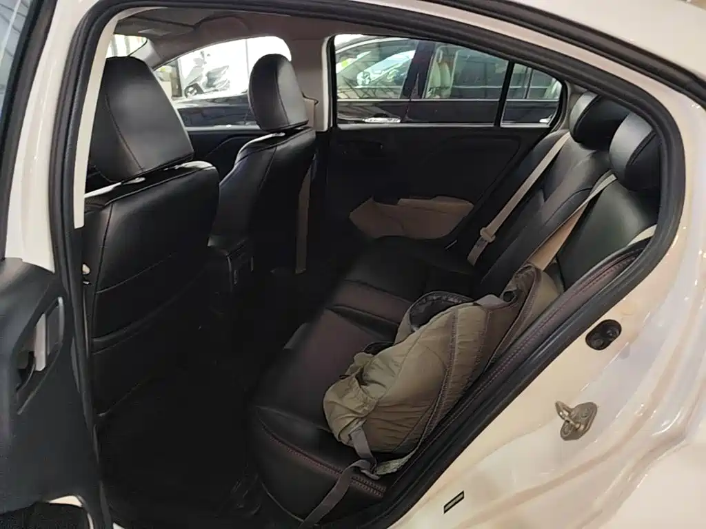 Honda City — миниатюра 17