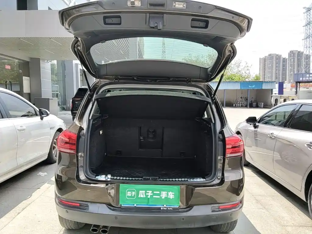 Volkswagen Tiguan — миниатюра 15