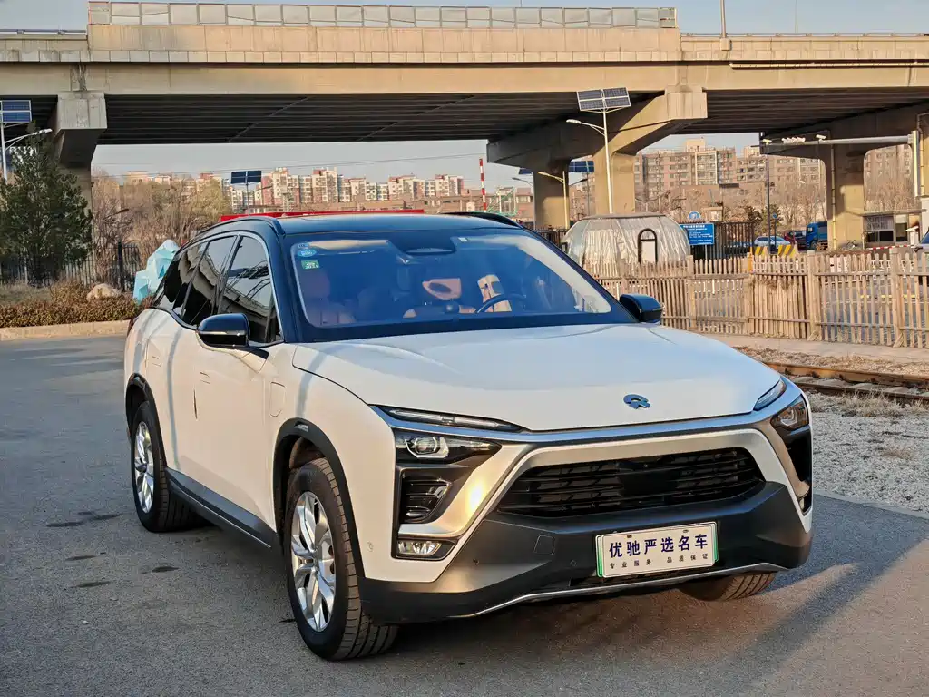 NIO NIO ES8