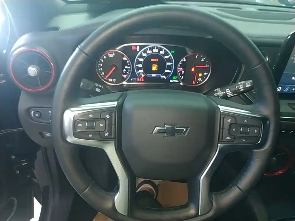 Chevrolet Blazer — миниатюра 11