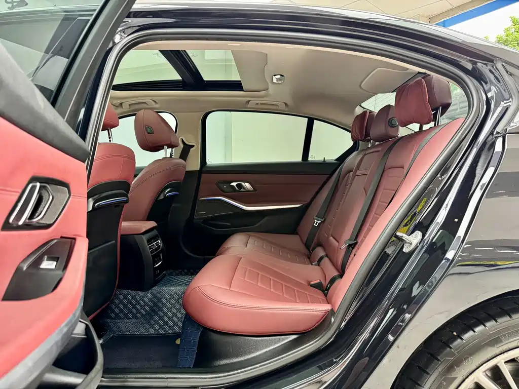 BMW 3 Series — миниатюра 10