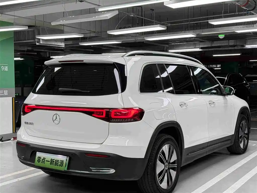 Mercedes-Benz EQB — миниатюра 4