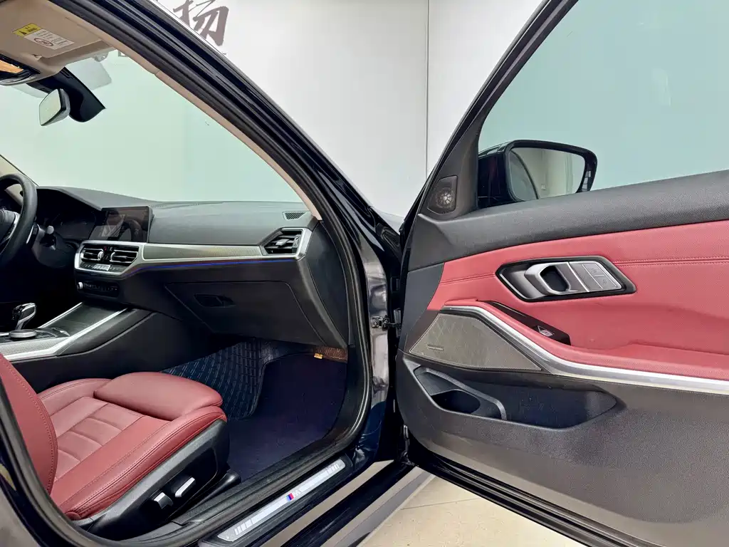 BMW 3 Series — миниатюра 14