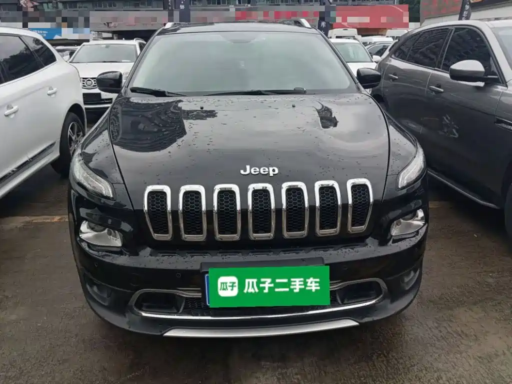 Jeep Cherokee — миниатюра 3