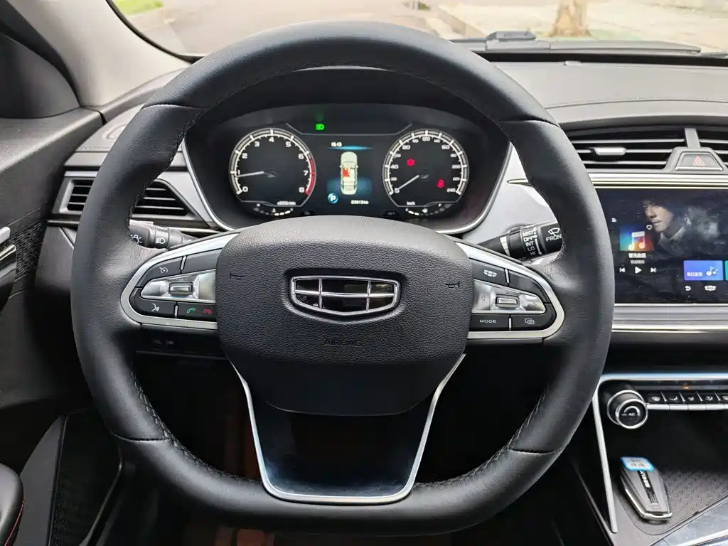 Geely Binrui — миниатюра 15