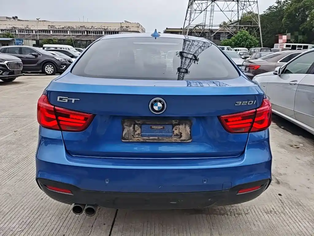BMW 3 Series GT — миниатюра 6