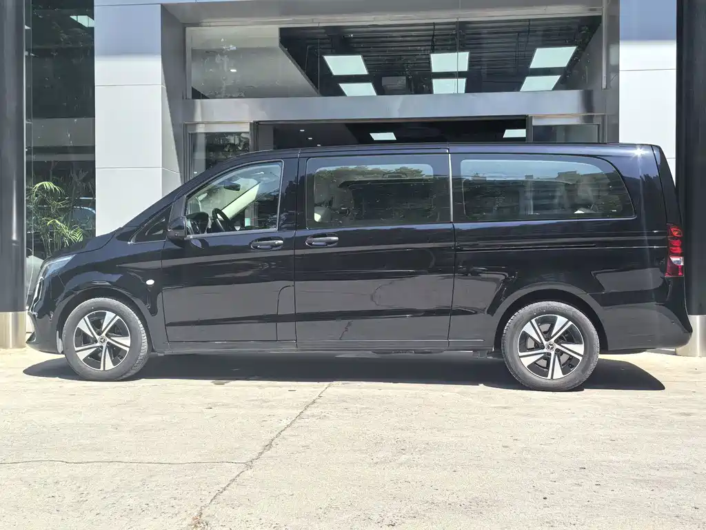 Mercedes-Benz Vito — миниатюра 12