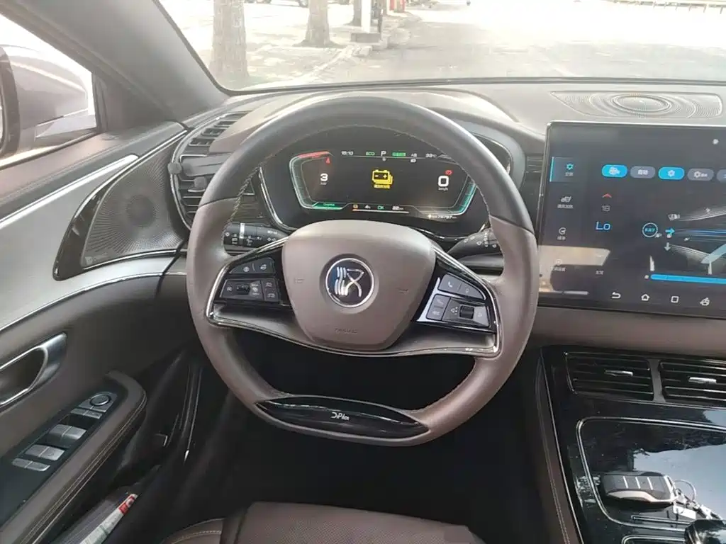 BYD Han — миниатюра 11