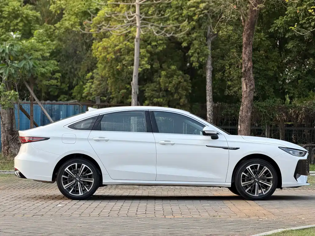 Chery Arrizo 8 PRO — миниатюра 4