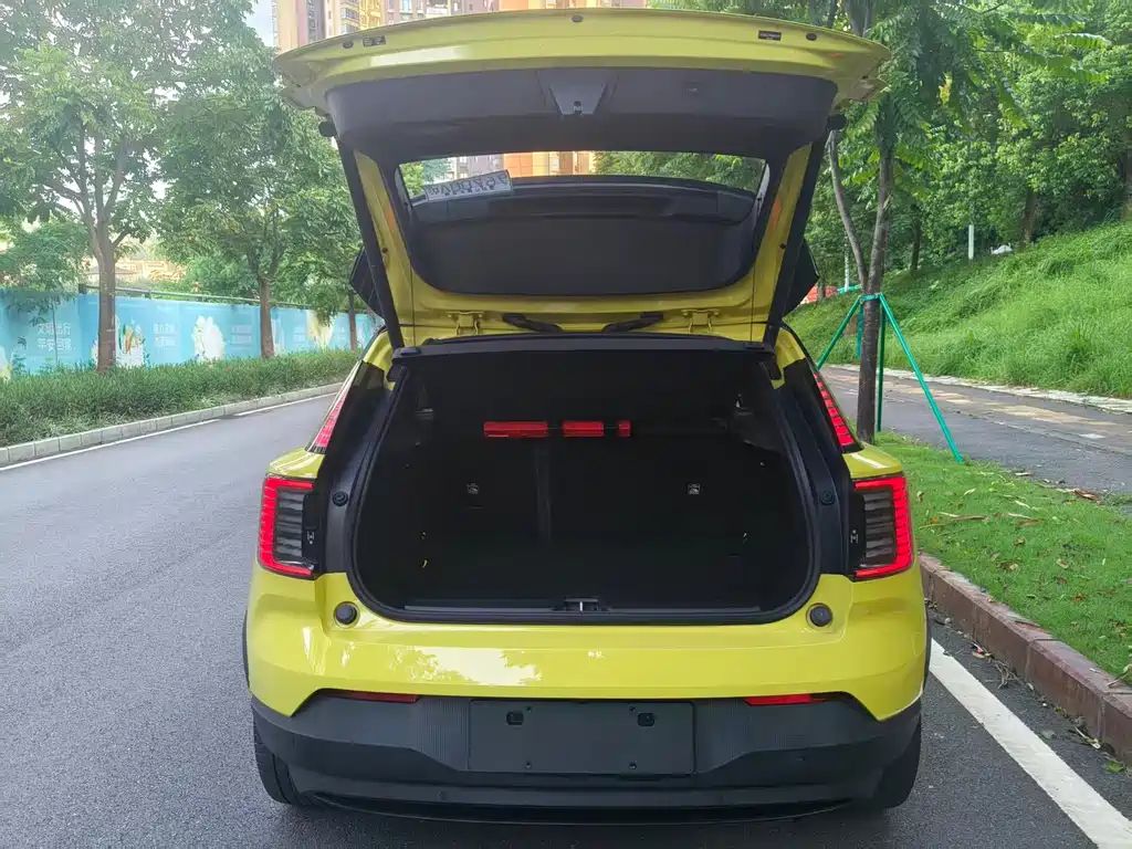 Volvo EX30 — миниатюра 7