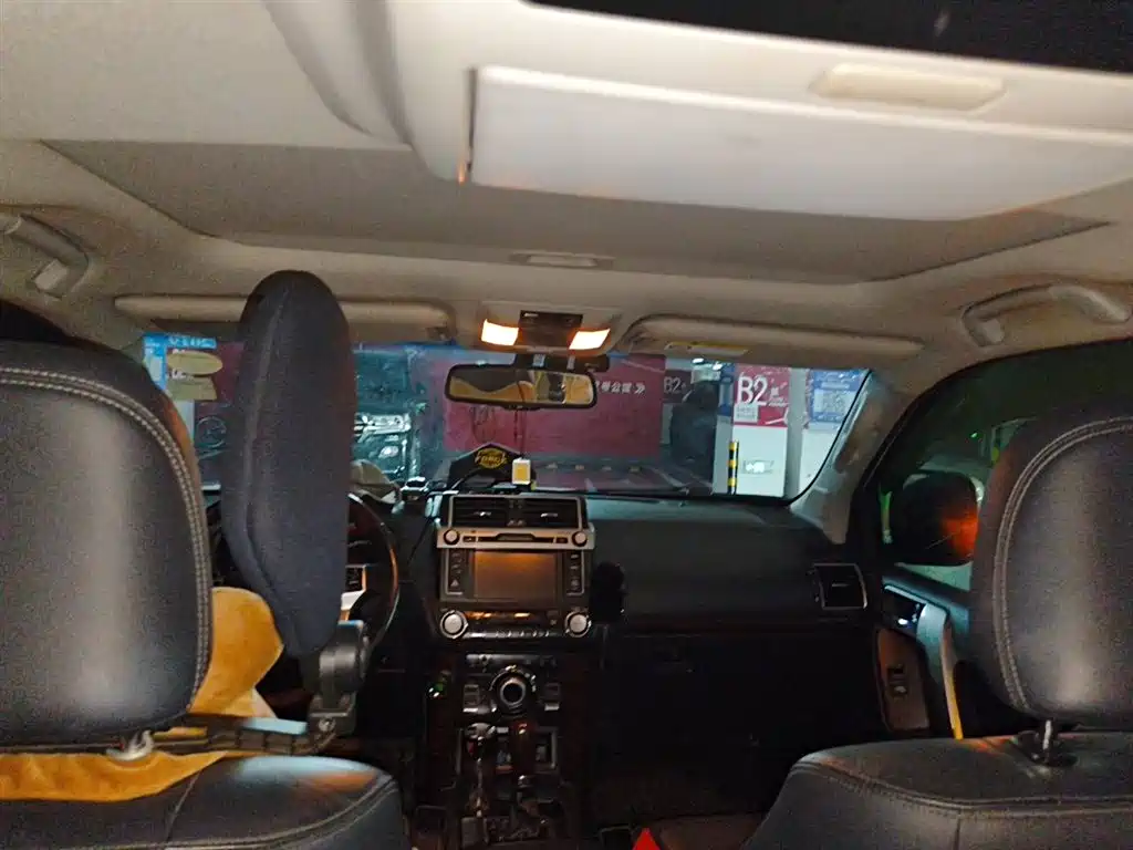 Toyota Land Cruiser Prado 2014 4.0L AT VX NAVI