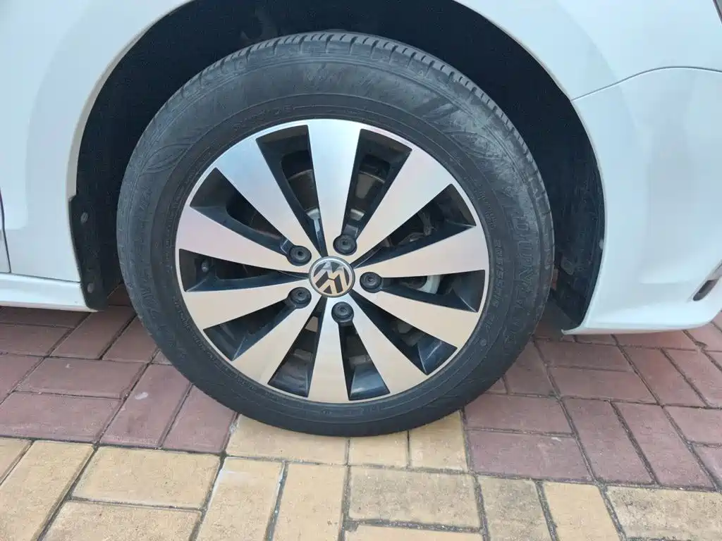 Volkswagen Sagitar — миниатюра 8