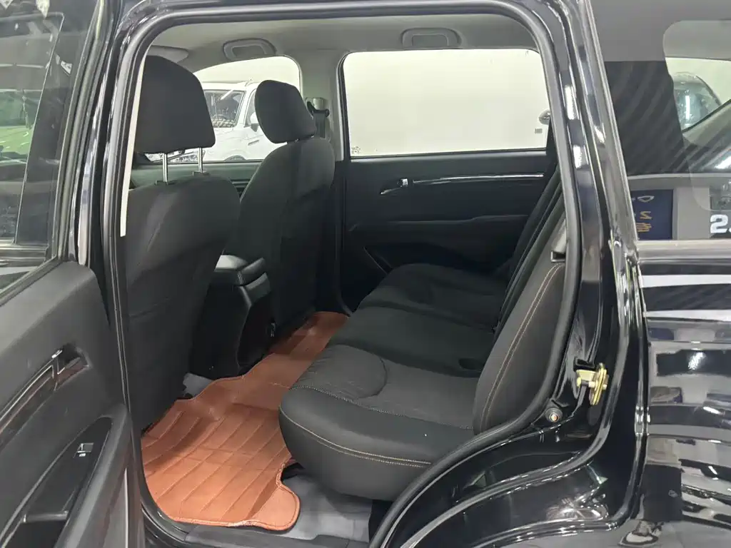 Landwind Landwind X8 — миниатюра 6