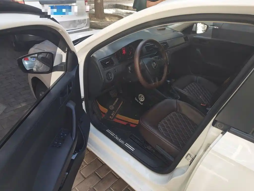Volkswagen Santana — миниатюра 17