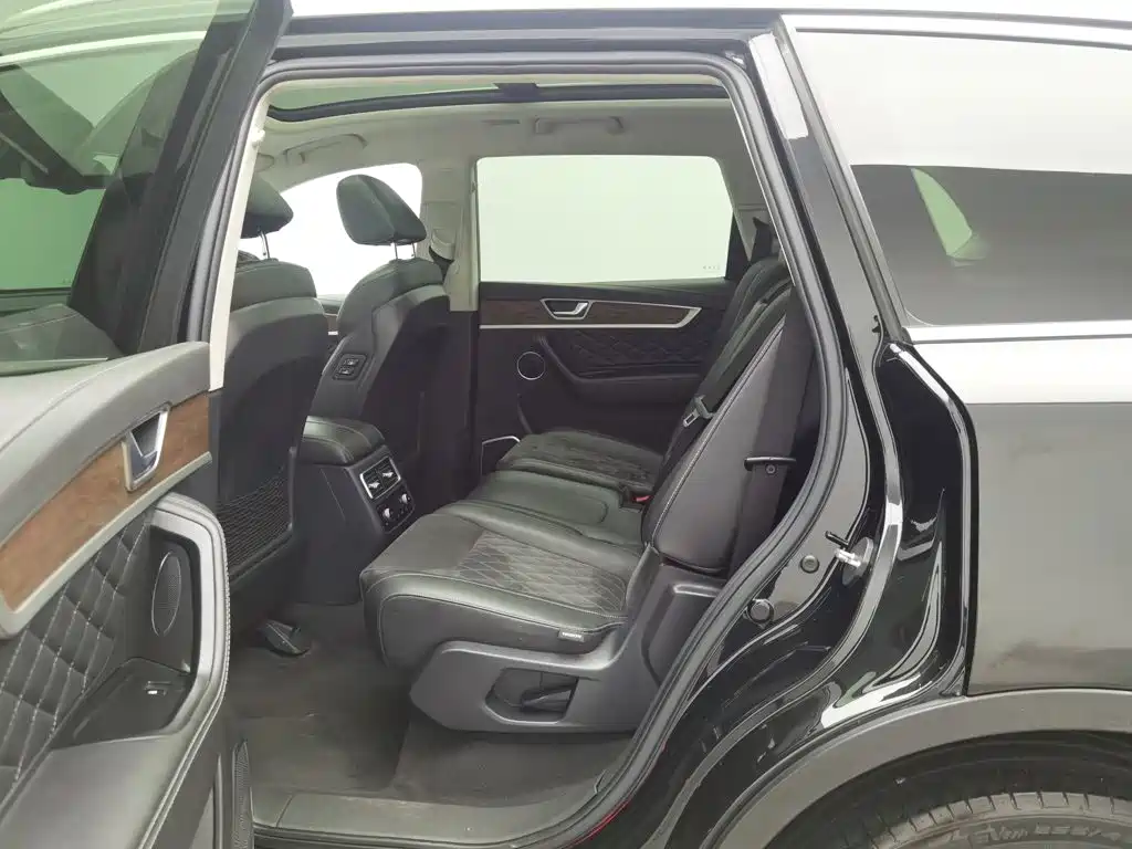 Hongqi Hongqi HS7 — миниатюра 15